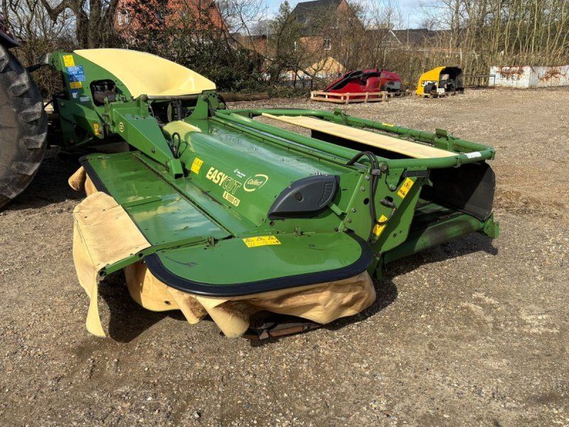 Krone Easycut B 1000 CV og F 360 CV med bånd