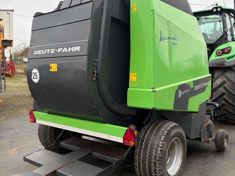Deutz-Fahr Presse à balles rondes VARIMASTER 560