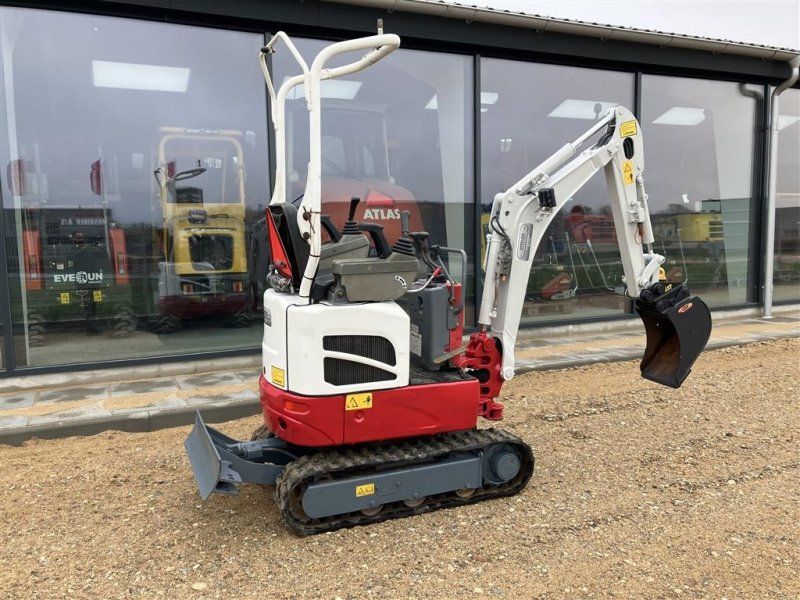 Takeuchi TB210R