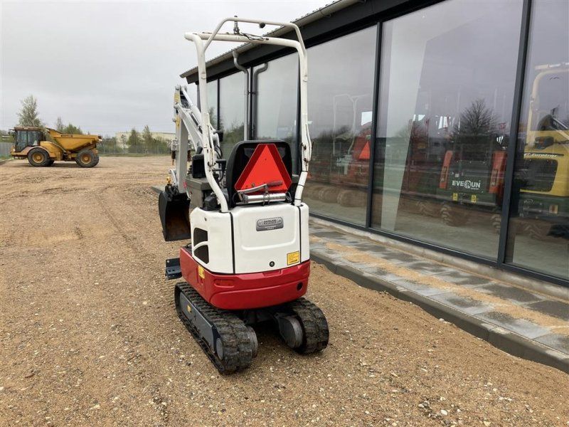 Takeuchi TB210R