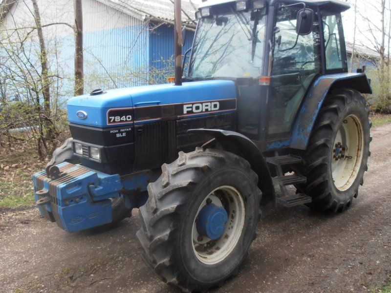 Ford SLE  4 WD ,