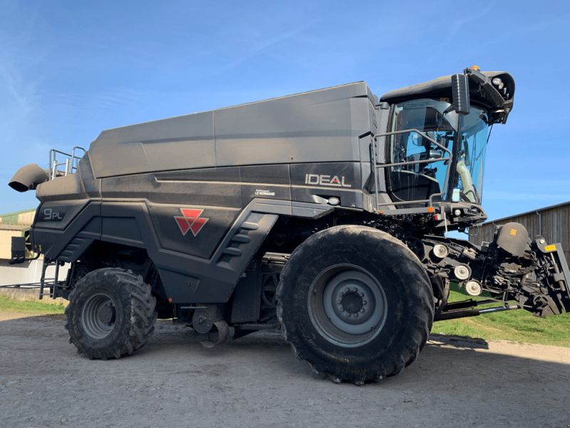 Massey Ferguson IDEAL 9