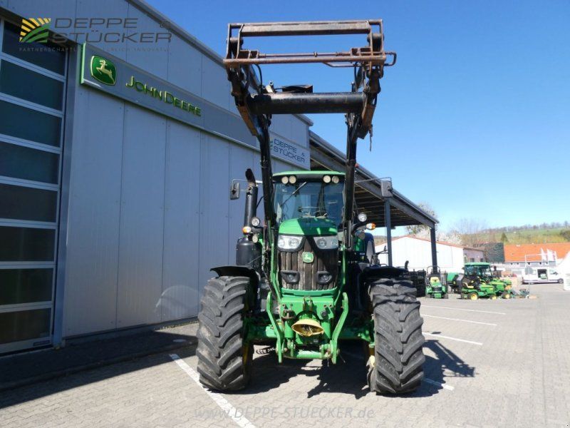 John Deere 6175M