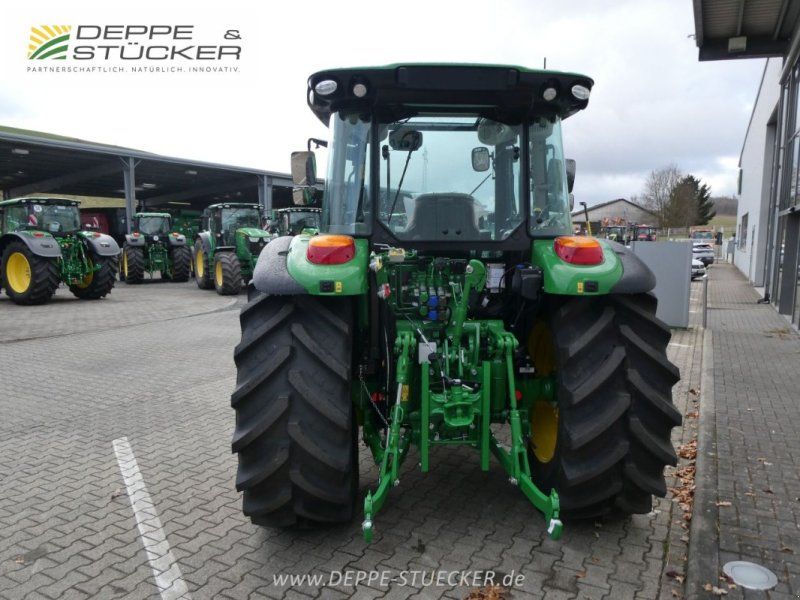 John Deere 5130M