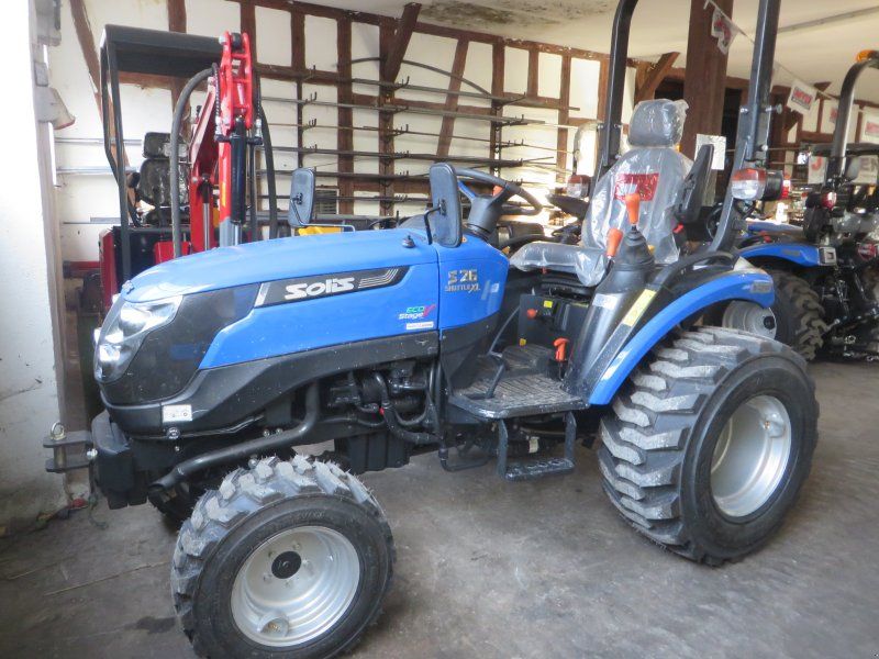 Solis 26 9+9 + Industriebereifung breit + Straßenzulassung