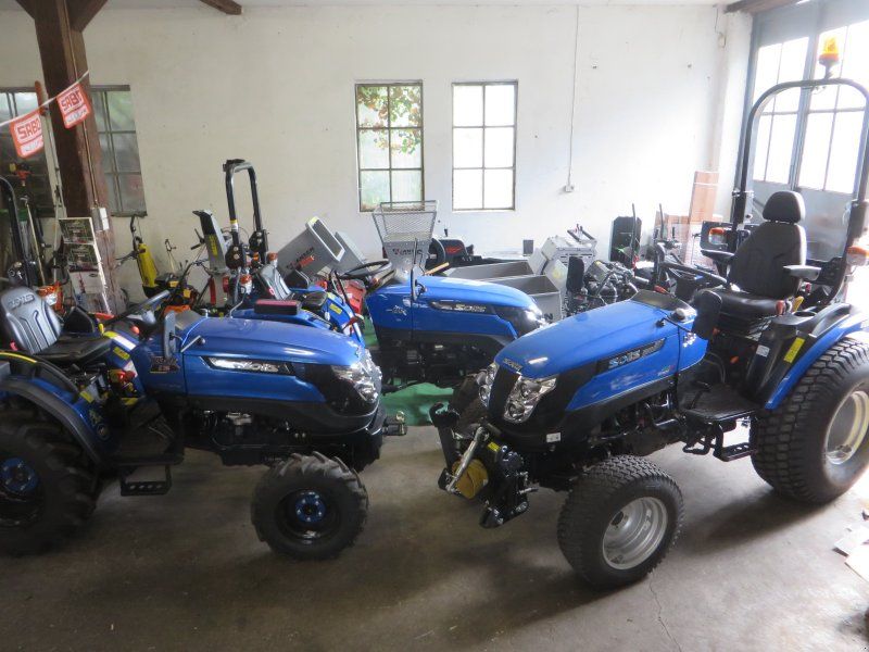 Solis 26 9+9 + Industriebereifung breit + Straßenzulassung