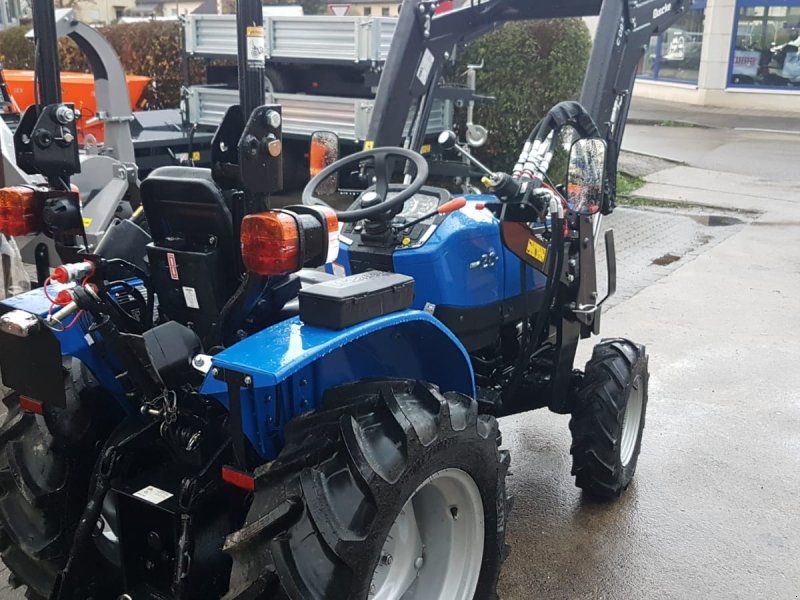 Solis 20 + Alö Quicke C09s Frontlader + Schaufel +  Zulassungspap