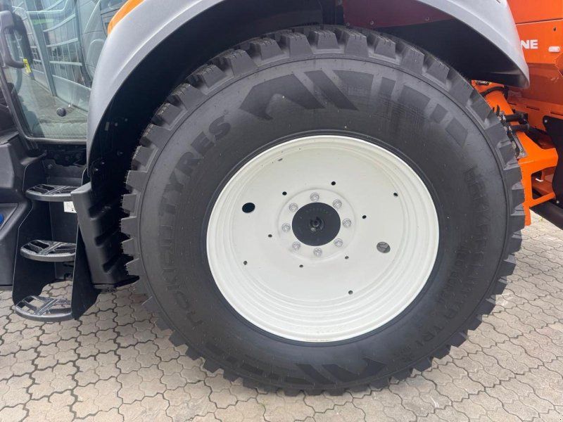 Steyr Expert 4140 CVT Kommunalorange