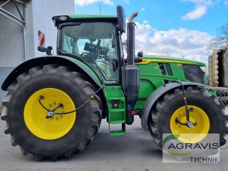 John Deere 6R 215