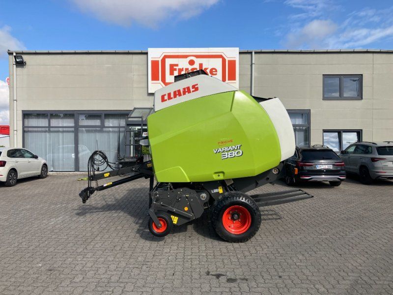 Claas Variant 380 RF