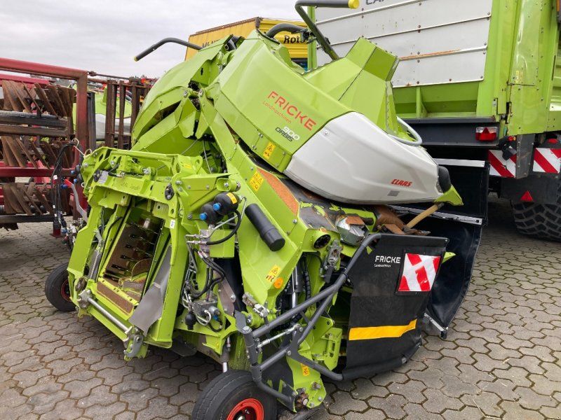 Claas Orbis 900