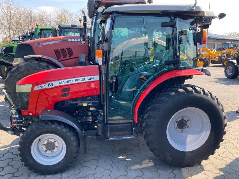 Massey Ferguson 1765 M HC