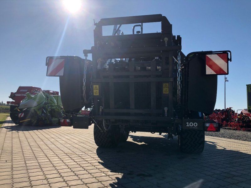 Claas Quadrant 5300 Evolution FC Tandem