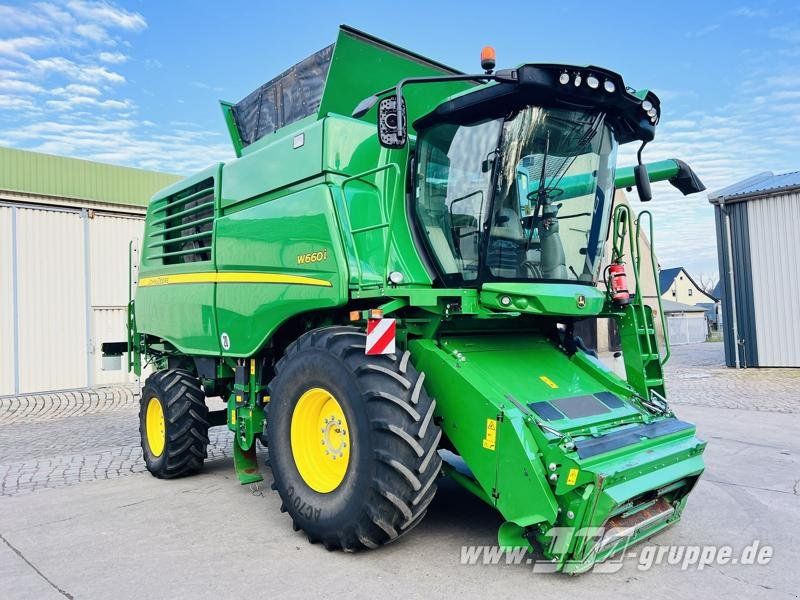 John Deere W660