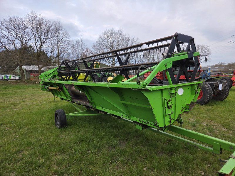 Deutz-Fahr 6,0 m Schneidwerk