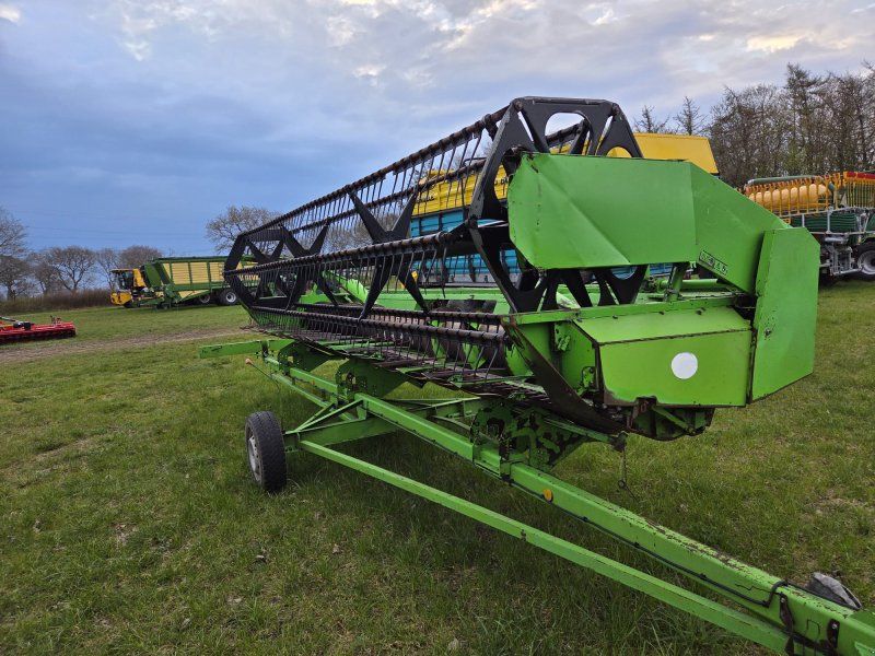 Deutz-Fahr 6,0 m Schneidwerk