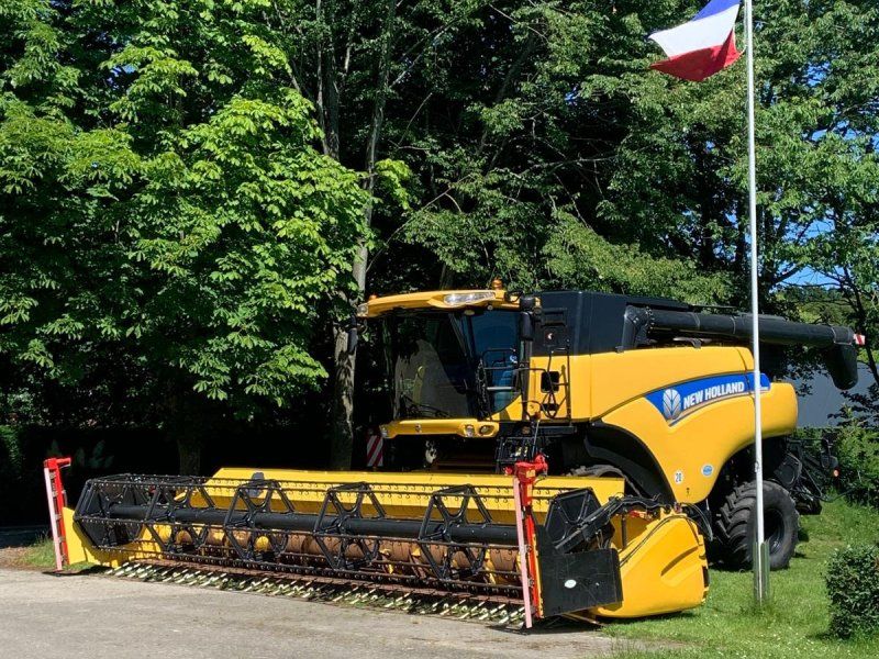 New Holland CR 9080