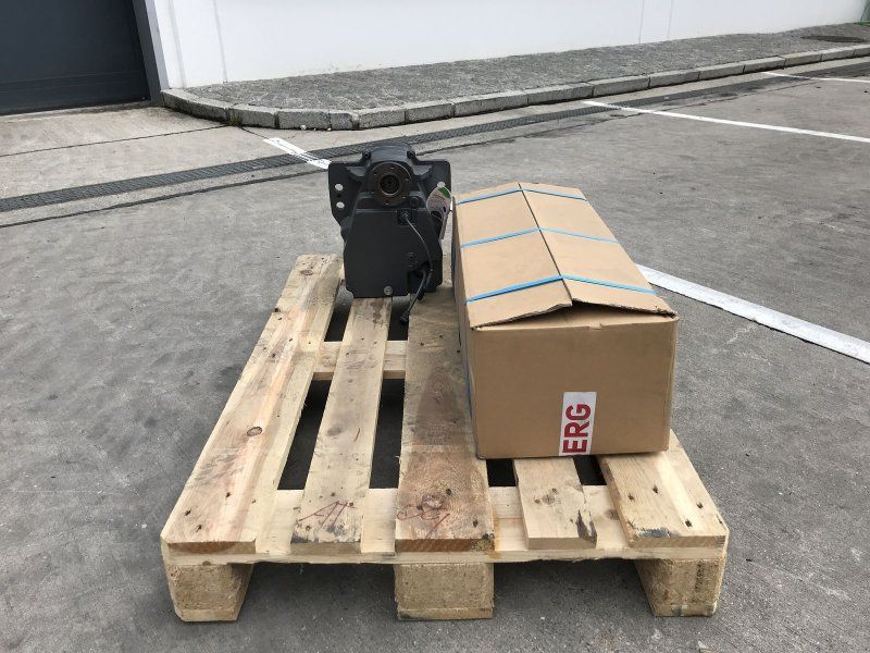 Zuidberg Frontzapfwelle zu Fendt 500er SCR oder S4