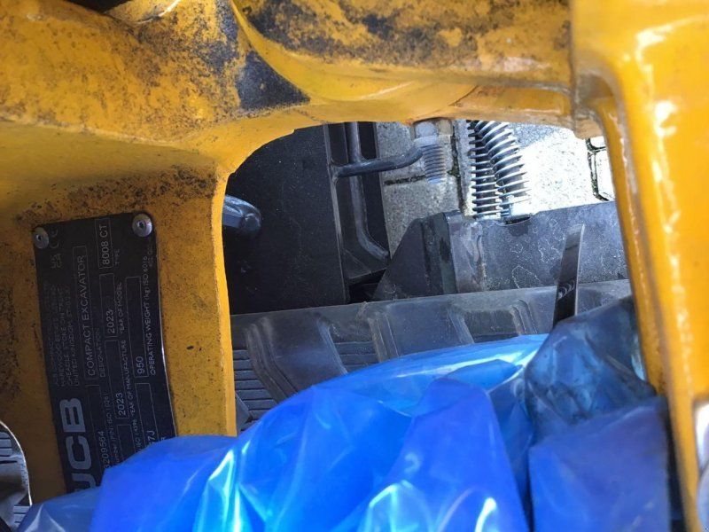 JCB 8008 CTS