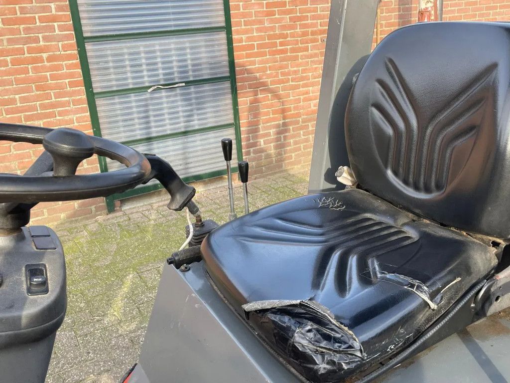 Fuchs F853H shovel loader