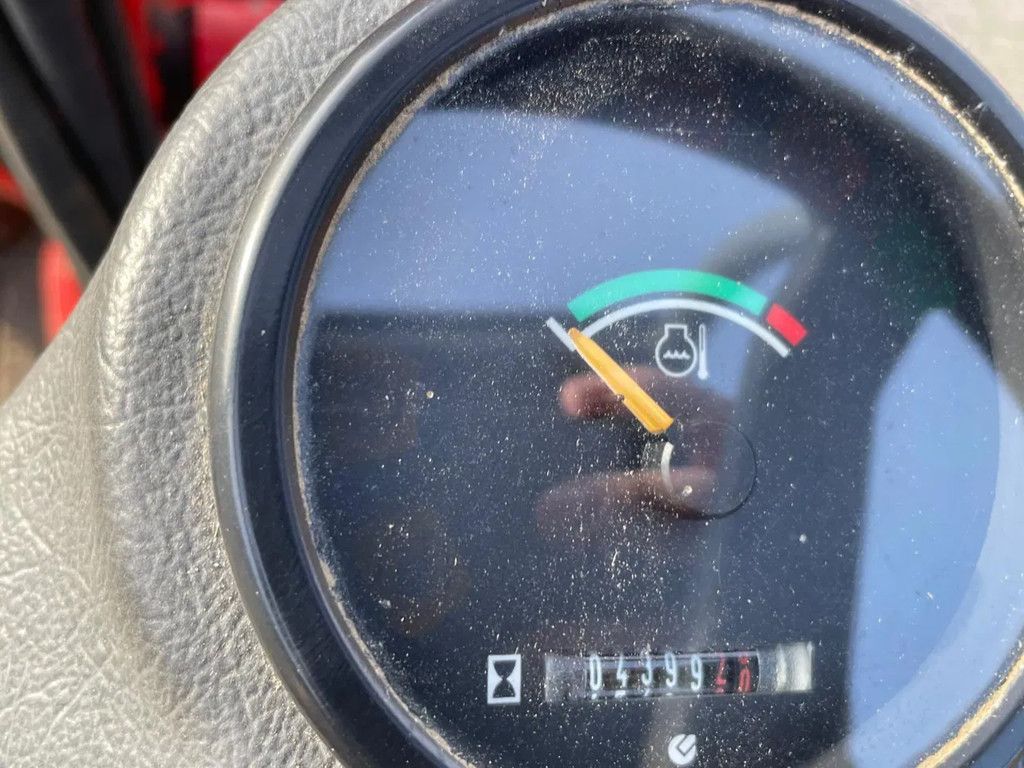 Fuchs F853H shovel loader