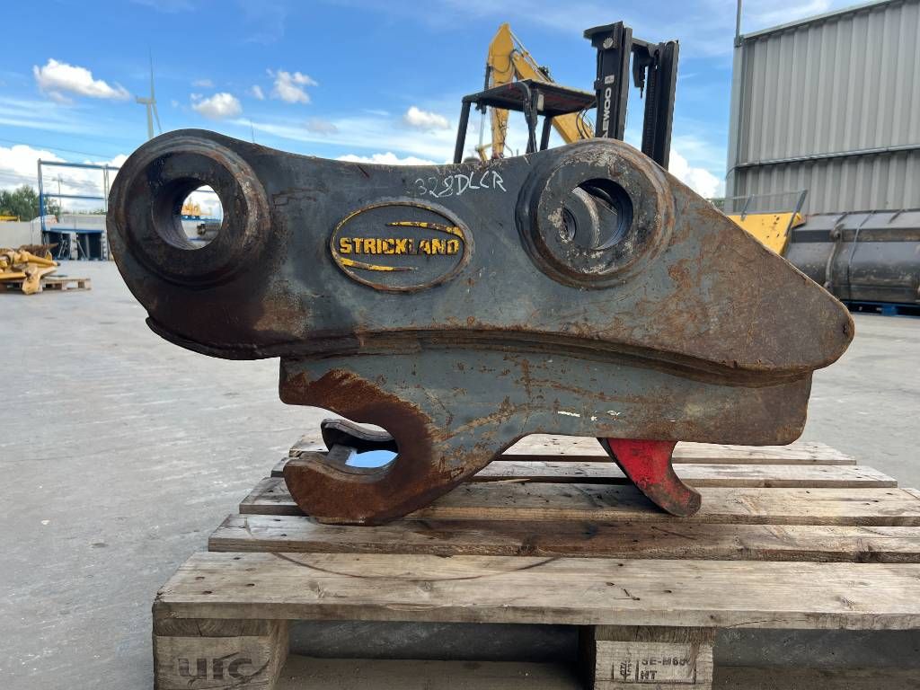 Miller Caterpillar 325 / 329 Geith
