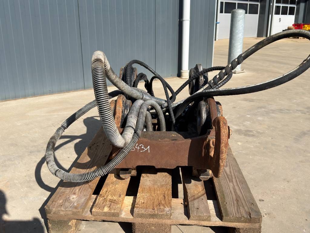 OilQuick OQ65 - M318D / M320F / M322D / 320D / 320E / 323D