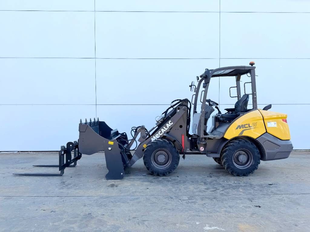 Mecalac MCL 6 - NEW / UNUSED / Bucket + Forks