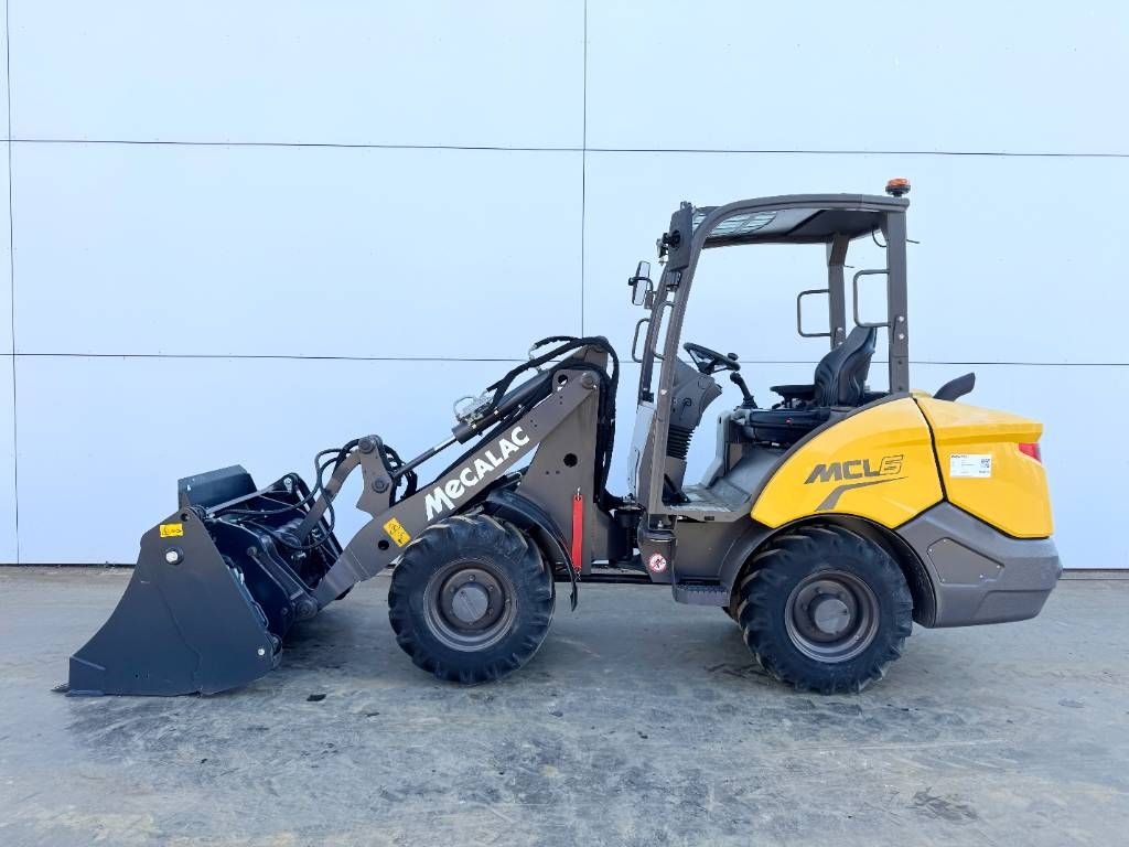 Mecalac MCL 6 - NEW / UNUSED / Bucket + Forks