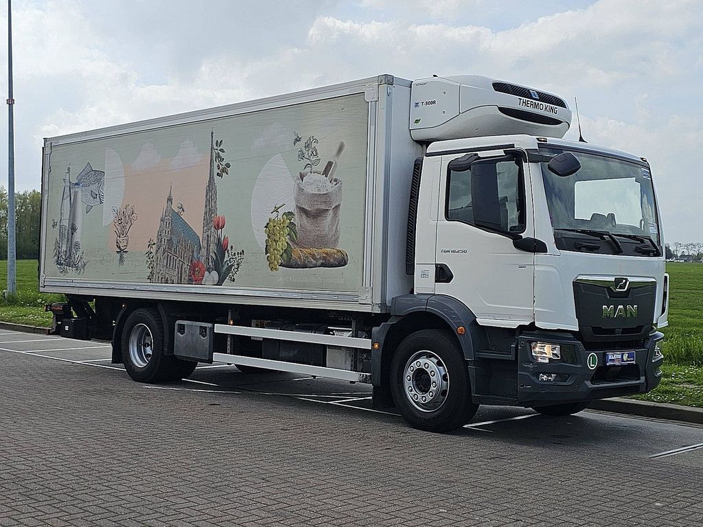 M.A.N. 18.250 TGM