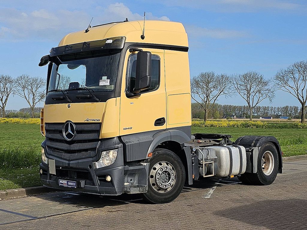 MERCEDES-BENZ ACTROS 1843