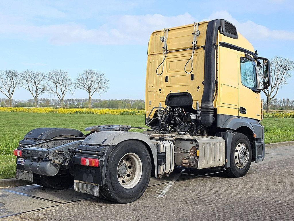 MERCEDES-BENZ ACTROS 1843