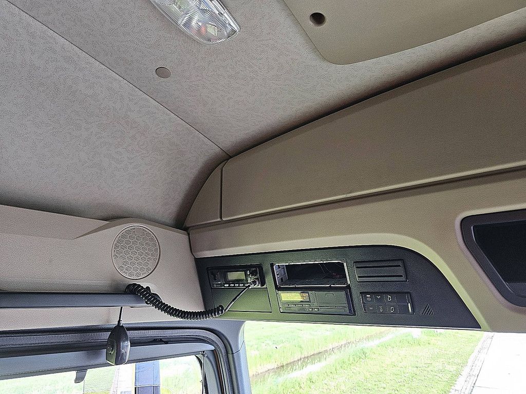 MERCEDES-BENZ ACTROS 1843