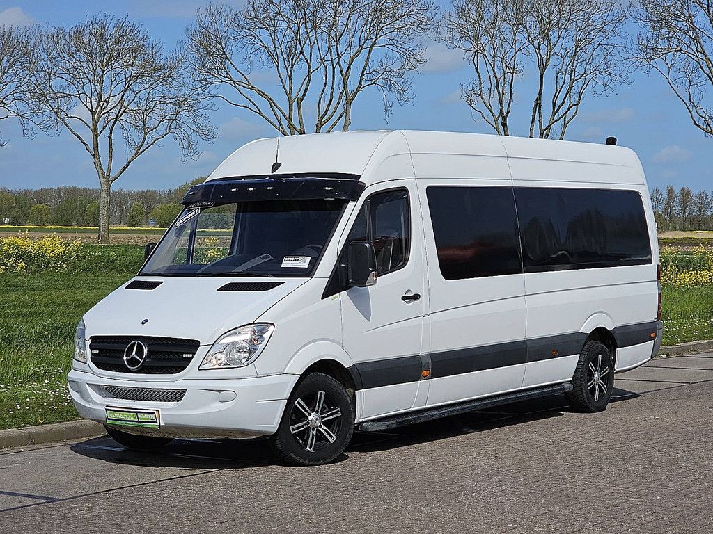 MERCEDES-BENZ SPRINTER 319 v6 3.0ltr ac aut