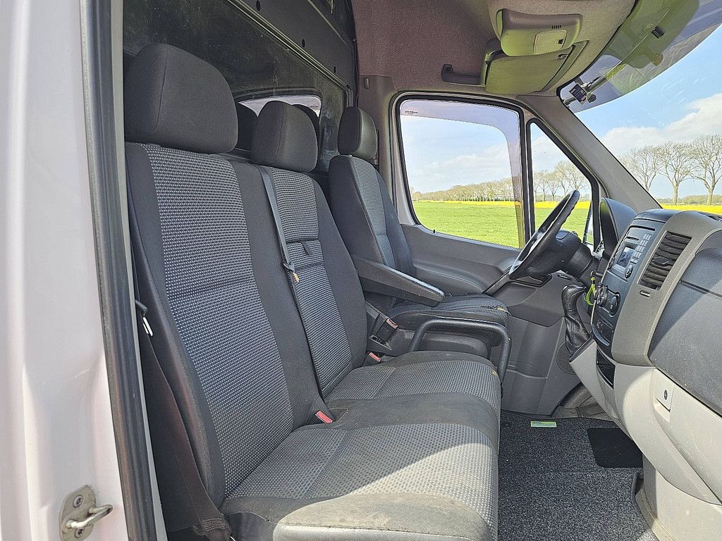 MERCEDES-BENZ SPRINTER 319 v6 3.0ltr ac aut