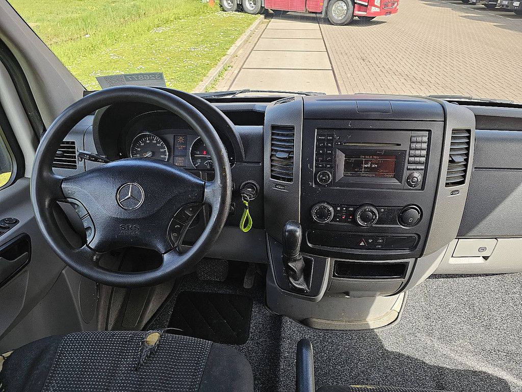 MERCEDES-BENZ SPRINTER 319 v6 3.0ltr ac aut