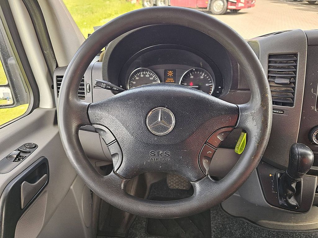 MERCEDES-BENZ SPRINTER 319 v6 3.0ltr ac aut