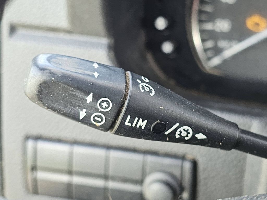 MERCEDES-BENZ SPRINTER 319 v6 3.0ltr ac aut