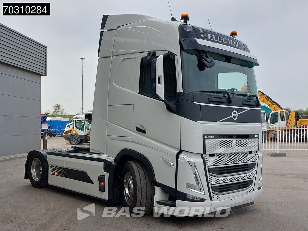 Volvo FH 490 4X2 490 kW - WLTP 300km - 540 kWh (6 batteries)