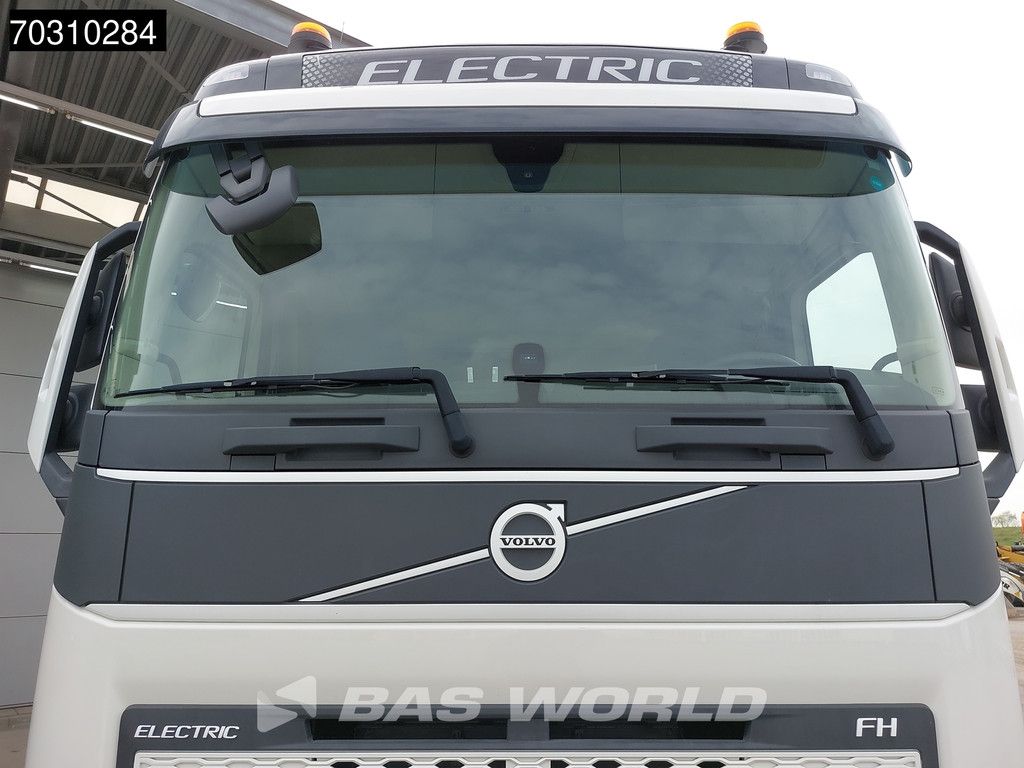 Volvo FH 490 4X2 490 kW - WLTP 300km - 540 kWh (6 batteries)