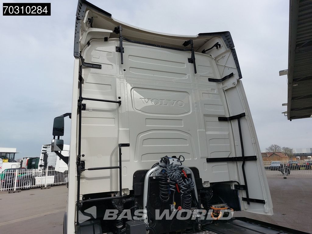 Volvo FH 490 4X2 490 kW - WLTP 300km - 540 kWh (6 batteries)