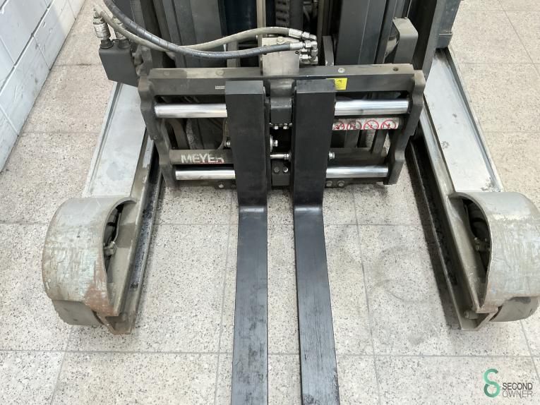 Schubmaststapler Elektrisch Still FM-X20 2019 Gabelspreizer
