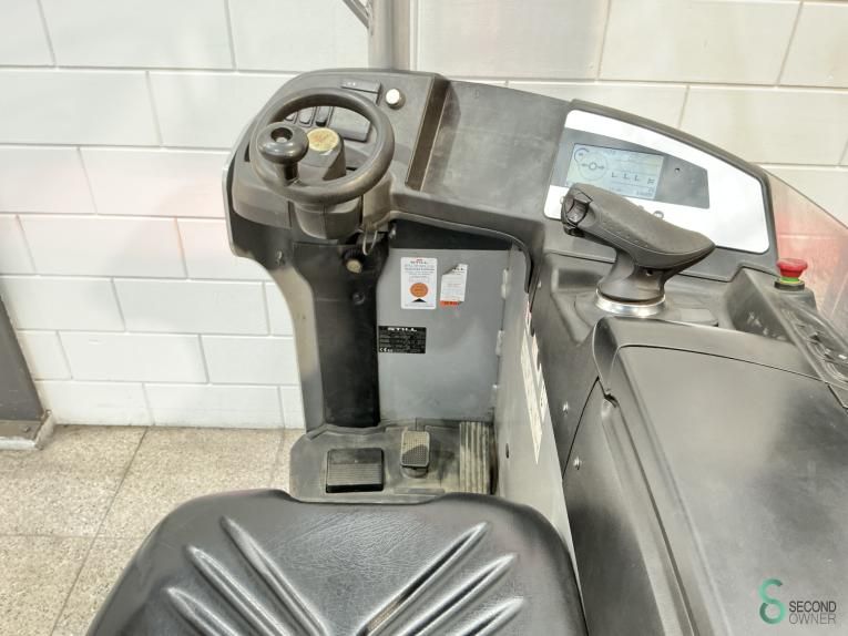 Schubmaststapler Elektrisch Still FM-X20 2019 Gabelspreizer