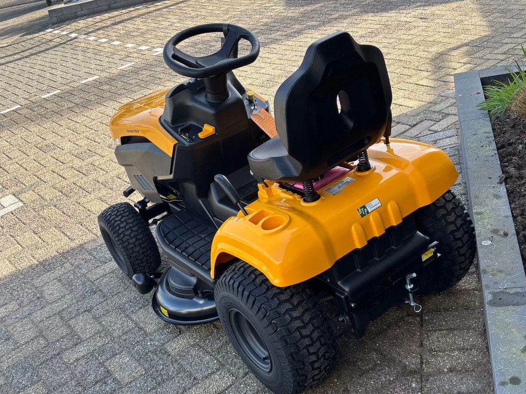 Stiga Zitmaaier met mulch / zijuitworp en trekhaak!