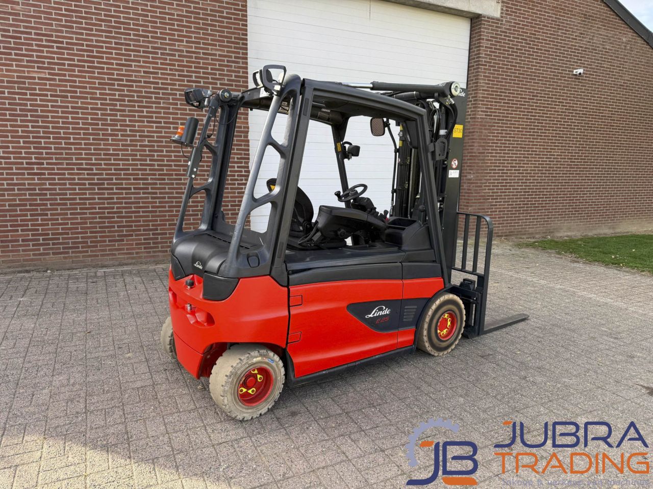 Linde E25L-01 Elektrostapler | 2013 | 14415Std | 2,5T | 4,7M