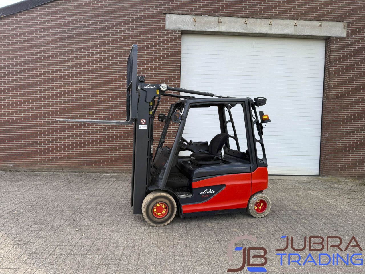 Linde E25L-01 Elektrostapler | 2013 | 14415Std | 2,5T | 4,7M