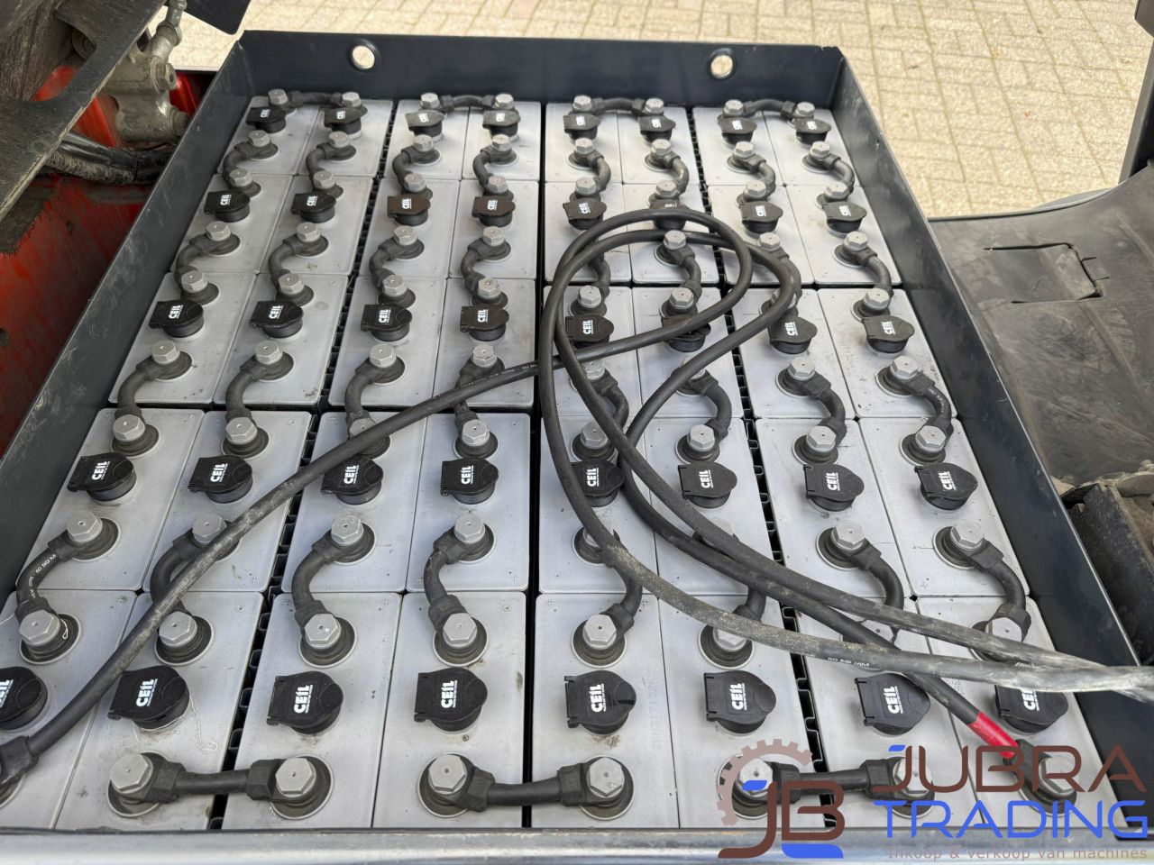 Linde E25L-01 Elektrostapler | 2013 | 14415Std | 2,5T | 4,7M