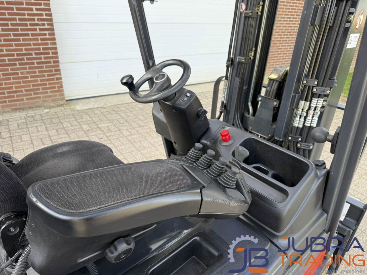 Linde E25L-01 Elektrostapler | 2013 | 14415Std | 2,5T | 4,7M