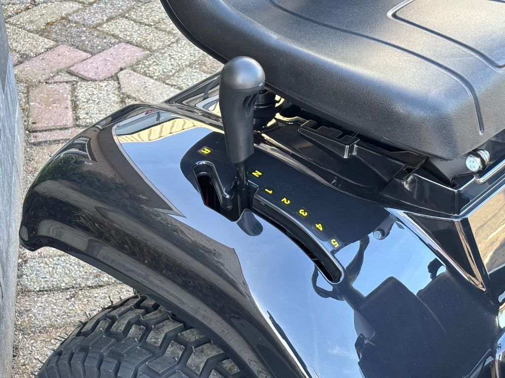 Alpina Black Edition Zitmaaier Actie met Mulch