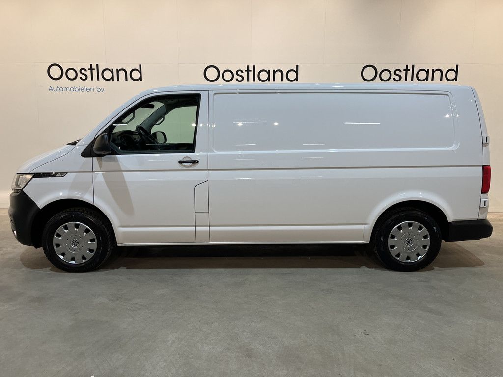 Volkswagen Transporter 2.0 TDI L2H1 150 PK DSG Automaat / Servicebus / Sortimo Inrichting / Euro 6 / Airco / Cruise Control / CarPlay / Camera / Navigatie